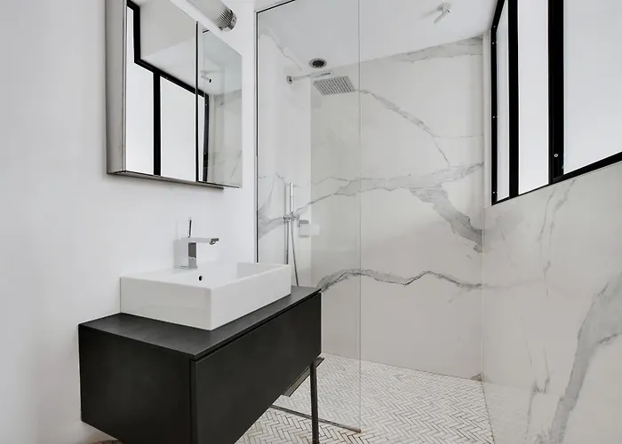 Duplex Loft Montmartre -18th * Париж