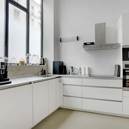 Duplex Loft Montmartre -18th Apartament Paryż