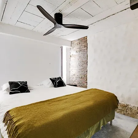 Duplex Loft Montmartre -18th Paryż